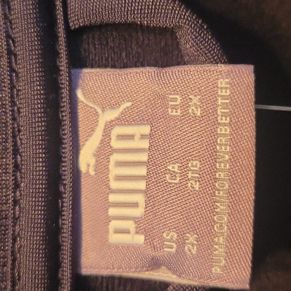 Puma Woman's black with white stripes NWT size 2x - Picture 3 of 5